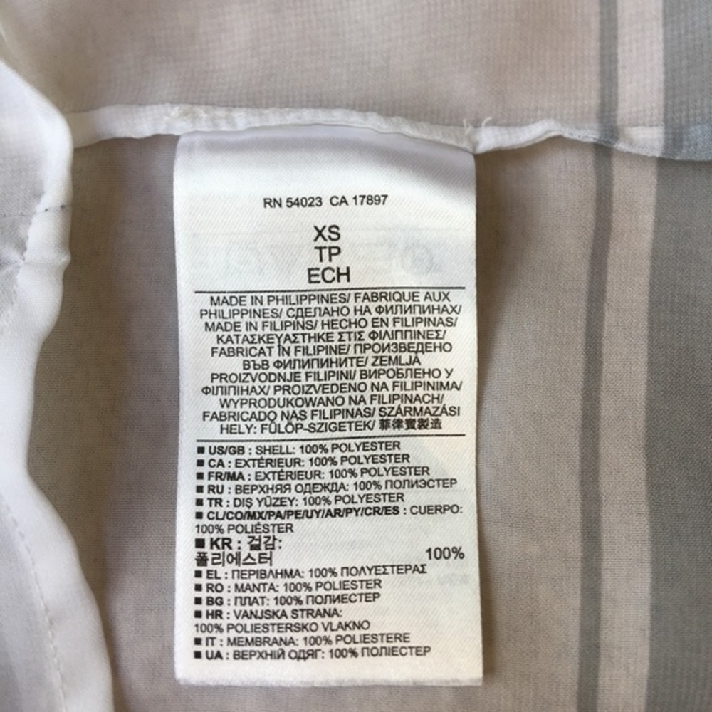 Banana Republic Factory Top - Picture 4 of 4